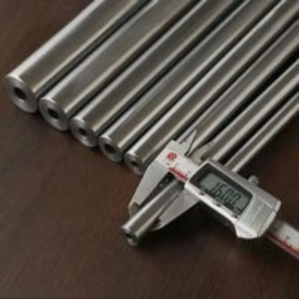 Od 20mm/22mm/25mm  42CrMo Hydraulic Pipe Stainless Steel Seamless High Pressure Pipe Lathe Chamfering Inner and Outer Mirror