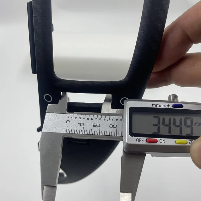 منفذ تكييف الهواء لكيا K3s ، اللوحة الوسط  A/C