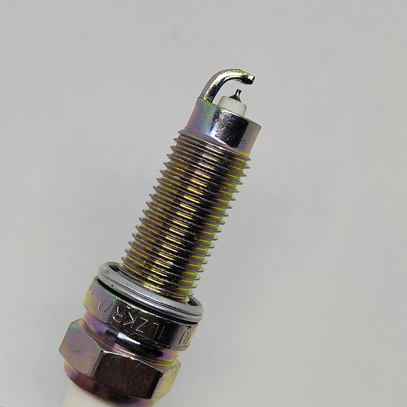 6pcs 101905622 Platinum Spark Plug Fit for 3.6L VW PASSAT B6 EOS PHAETON TOUAREG fit for Audi Q7 CDVA BHK AXZ BLV CNNA CMTA
