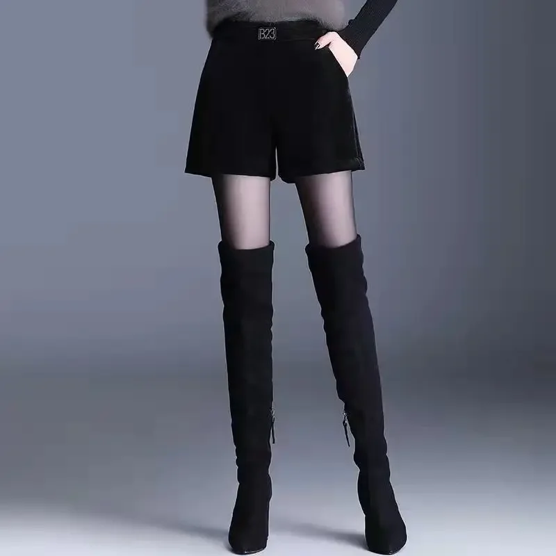 Elegant High Waist Golden Velvet Shorts Spring Autumn New Solid Color Loose Black Wide Leg Pants Fashion Casual Women Clothing
