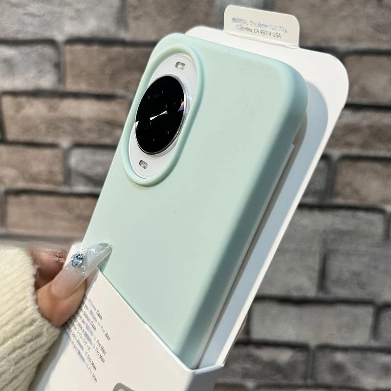 Colored Liquid Silicone Skin-Friendly Shockproof Bumper Case
