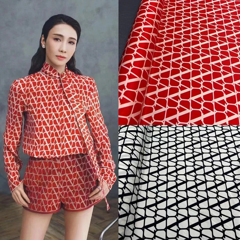 Fashion Brand V Letter 100 Silk Fabric Light Luxury High Shirts Dresses Designer Logo Elastic