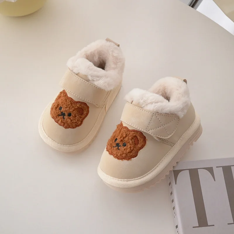 Botas coreanas con forro de felpa para bebé, zapatos cálidos de invierno para niños, botas de nieve gruesas con hebilla Strape para niños, niñas y niños