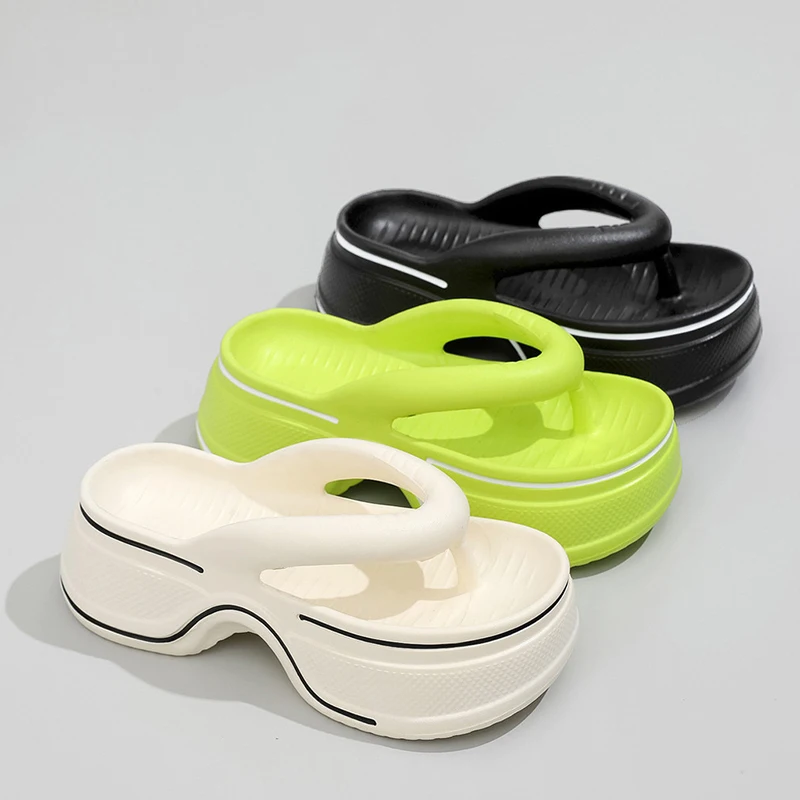 

Шлепанцы на толстой подошве для женщин, летняя новая верхняя одежда, популярные Нескользящие уличные сандалии в стиле интернет-знаменитостей