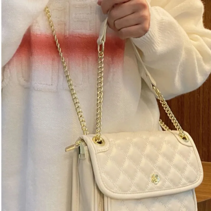 White Quilted Chain Shoulder Bag Women Leather Stitching Large Capacity Crossbody Bag Ladies Elegant Gentle Premium Underarm Bag
