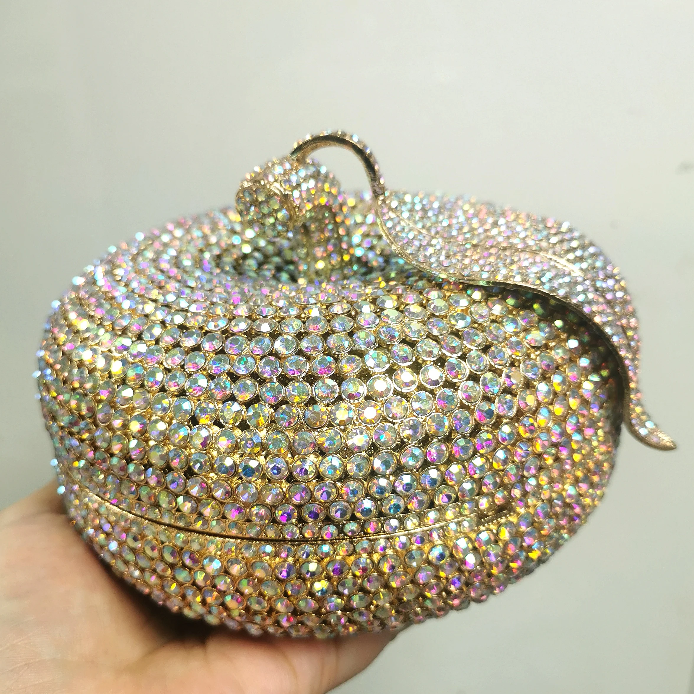 Luxury Designer Evening Beaded Evening Bag With Shiny Crystal Accents Red  Shoulder Purse For Parties, Banquets, And Special Occasions 230726 From  Mang06, $25.68 | DHgate.Com