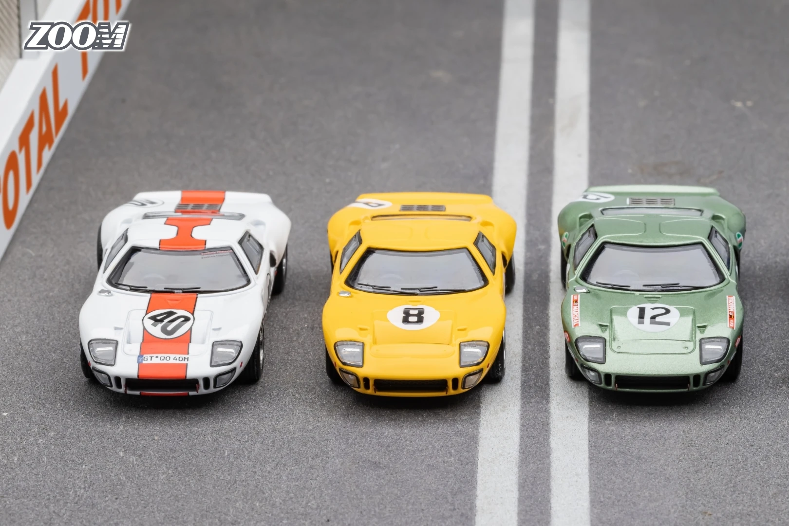 1/64 Scale Cars Ford GT40 #9 Gulf By Zoom Diecast Model