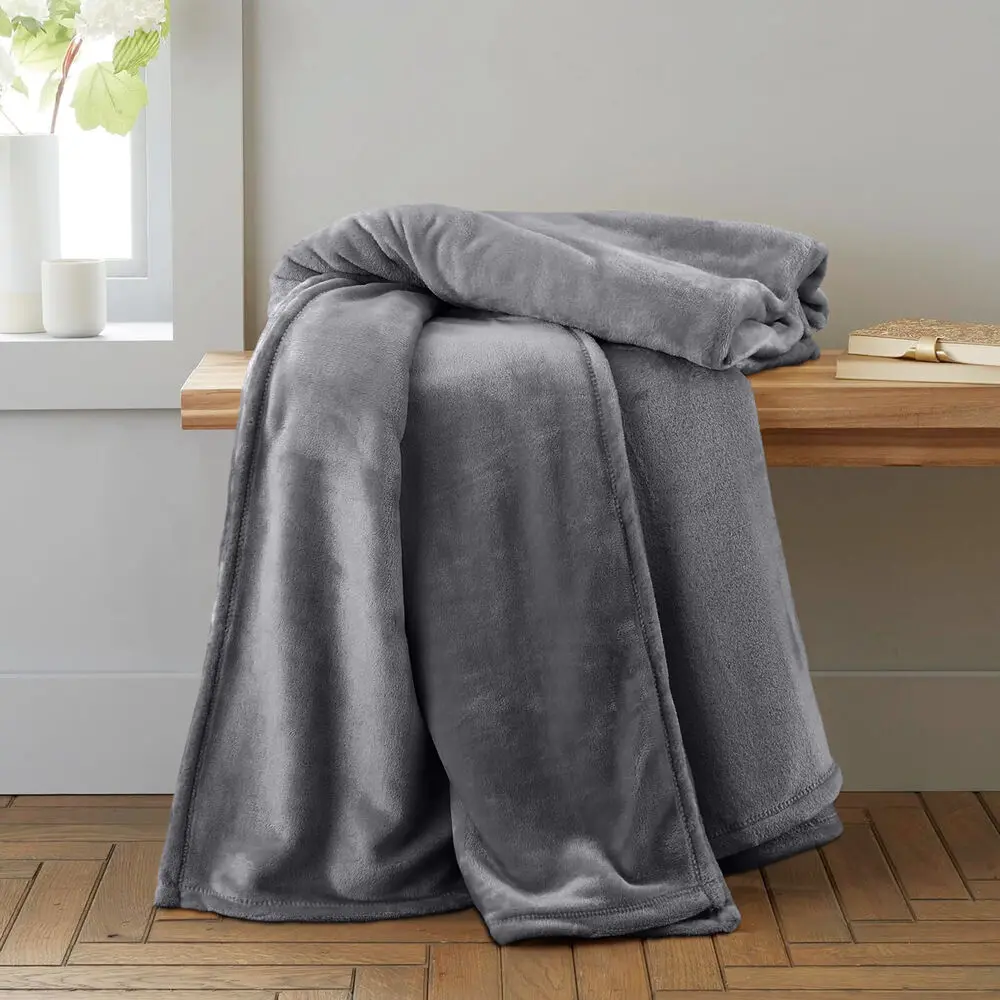 Fleece Blanket Gray Extra Soft Brush Fabric Super Warm Bed Blanket Lightweight Couch Blanket Easy Care 2