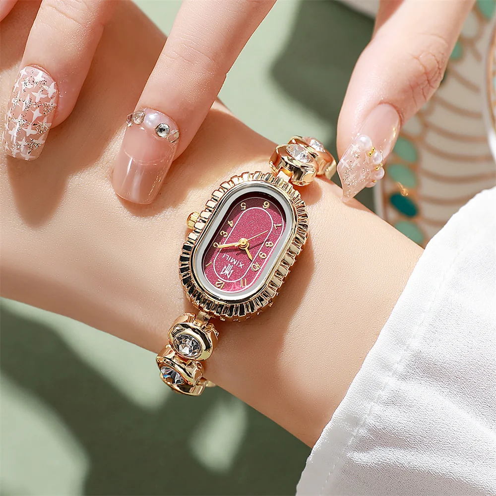 Elegant Women's Gold Tone Crystal Bracelet Watch - Luxury Quartz Dress Accessory