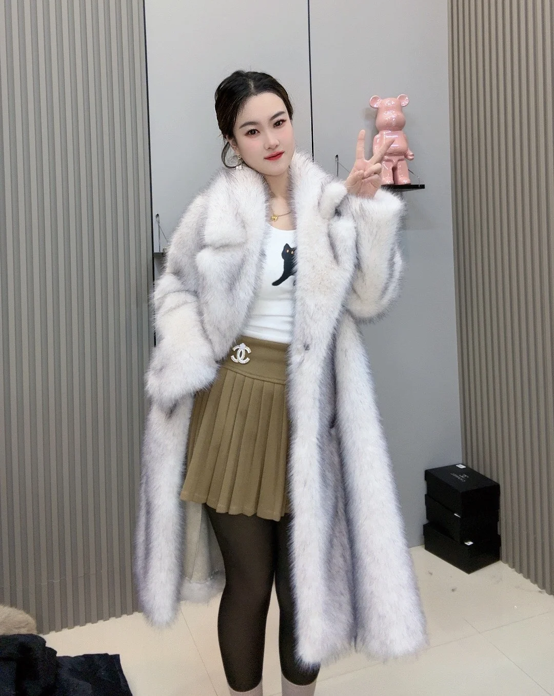 Fashion All-Match Women's Long-Sleeved Warm Faux Fur Coat Autumn Winter Korean Style Elegant Lapel Fur Stitching Faux Fur Coats