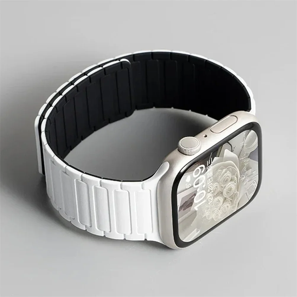 Magnetic Silicone Strap for Smartwatches - Stylish and Durable Design