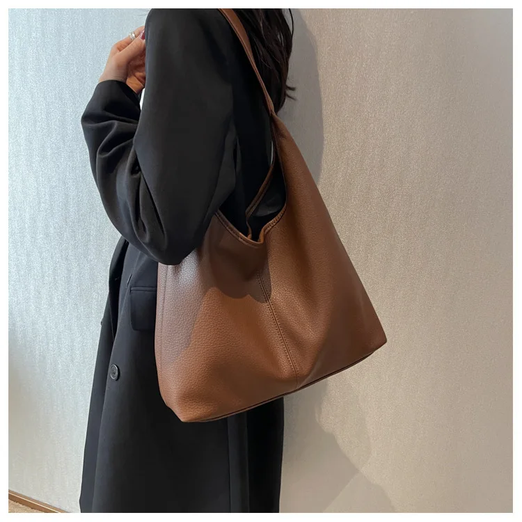 Damen-Schultertasche aus weichem PU-Leder, große Kapazität, einfache Pendler-Handtasche, vielseitige Outdoor-Tragetasche – Detail 11