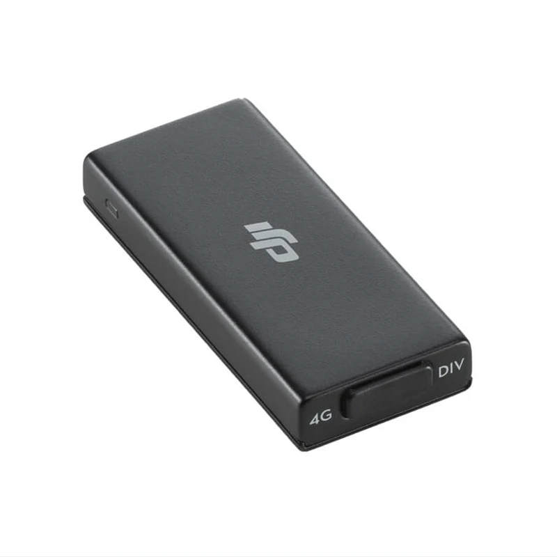 Module cellulaire 4G DJI Mavic 3 en action, assurant une transmission stable et un réseau RTK optimal en vol.