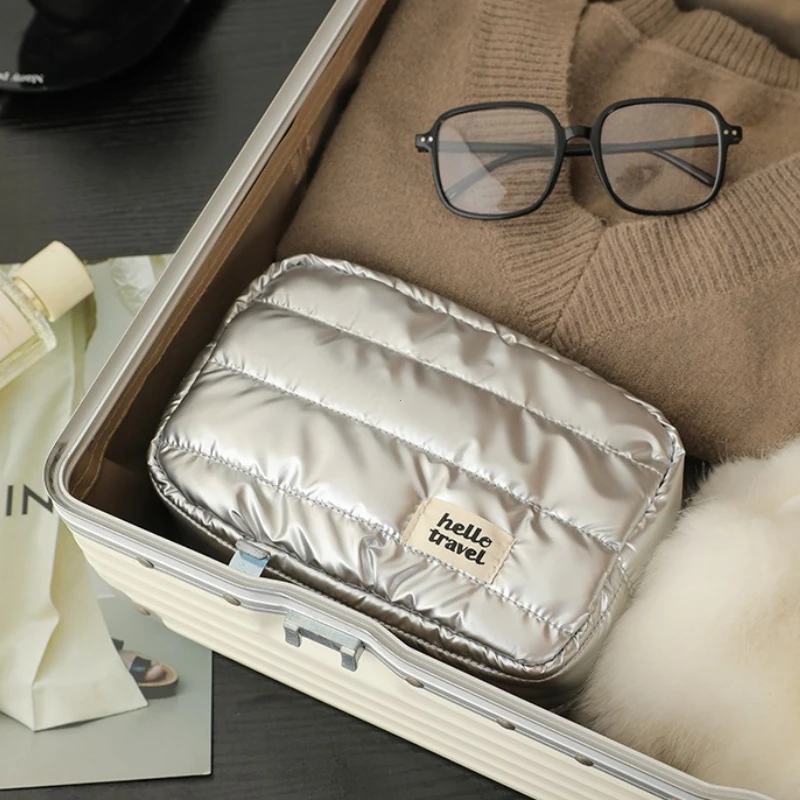 Large Capacity Makeup Bag Cosmetic Bag Toiletry Bag Portable Storage Bags Travel Organizer Multifunctional Handheld Washbag