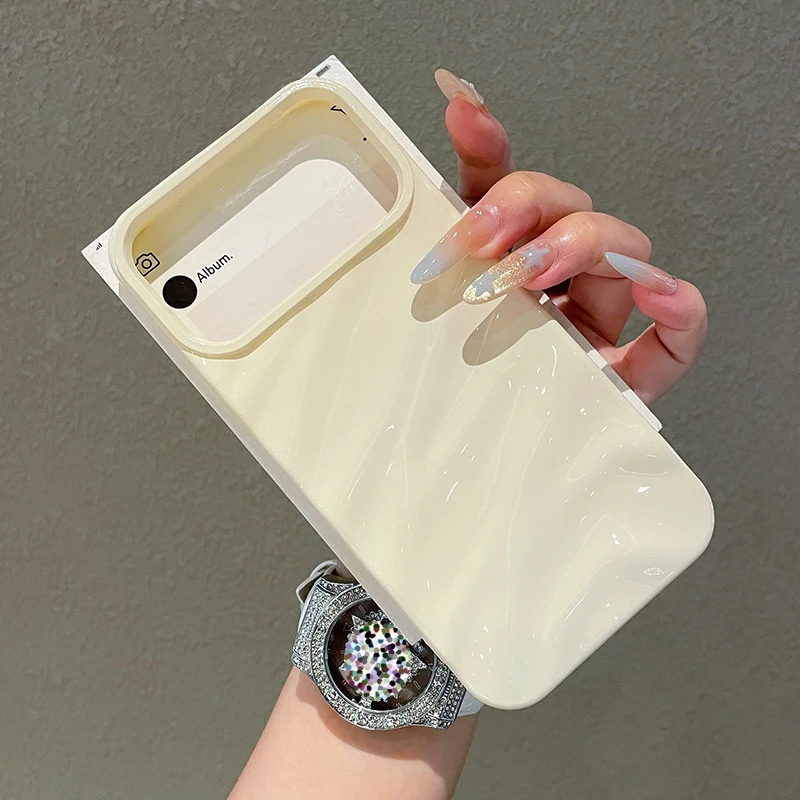 Luxury 3D Curly Wavy Texture Shockproof Phone Case