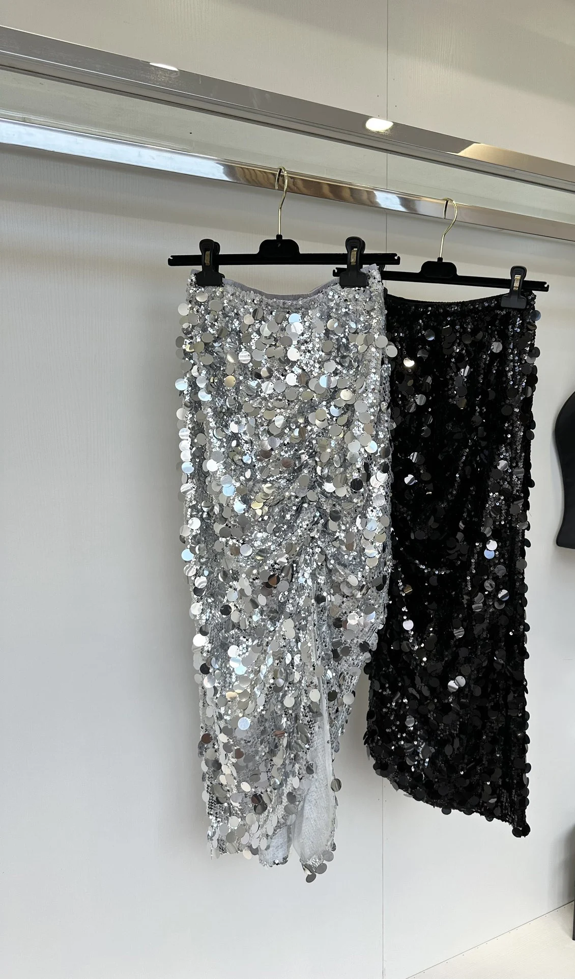 

2023A is beautiful and sexy a beautiful little dress to look at725