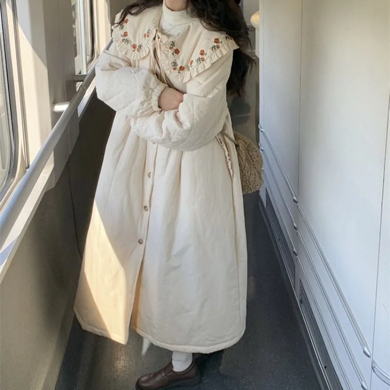 

2023 New Women Padded Winter Jacket Female Mid Length Version Parkas Doll Collar Hin Thin Outwear Loose Personalized Overcoat