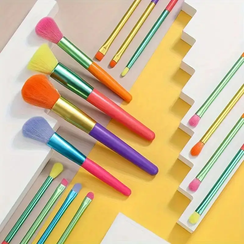 Makeup Brush Set 15 PCs For Eyeshadow Foundation Cosmetic Tools