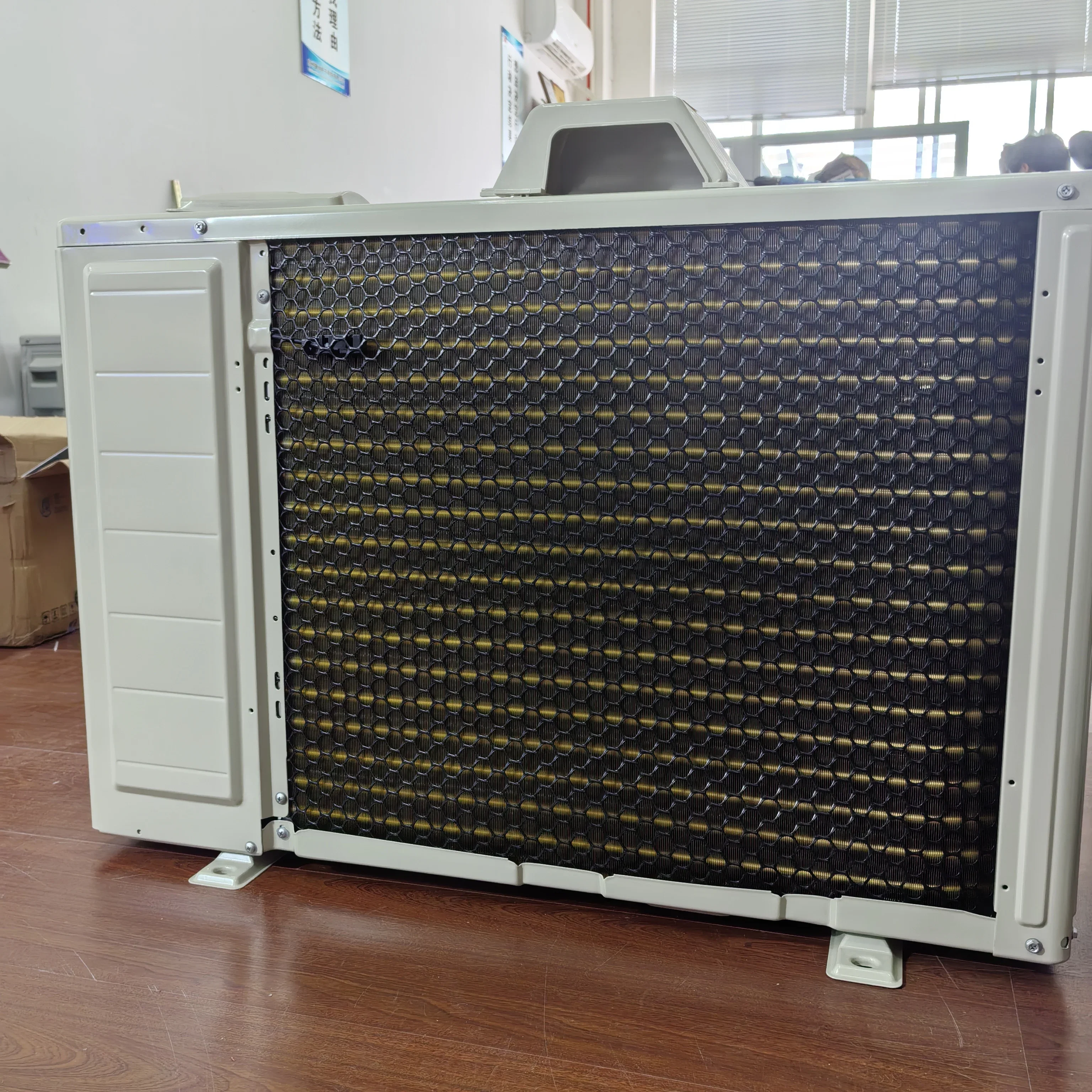 18000Btu 1.5 Ton Wall Mounted AC Inverter Mini Solar Air Conditioner Home Solar Mini Split Air Conditioner 4