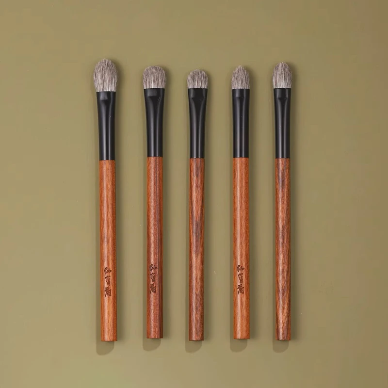 Professional Handmade Makeup Brushes 1PC Blended Goat Hair Eye Shadow Brush African Rosewood Handle Make Up Brush 3