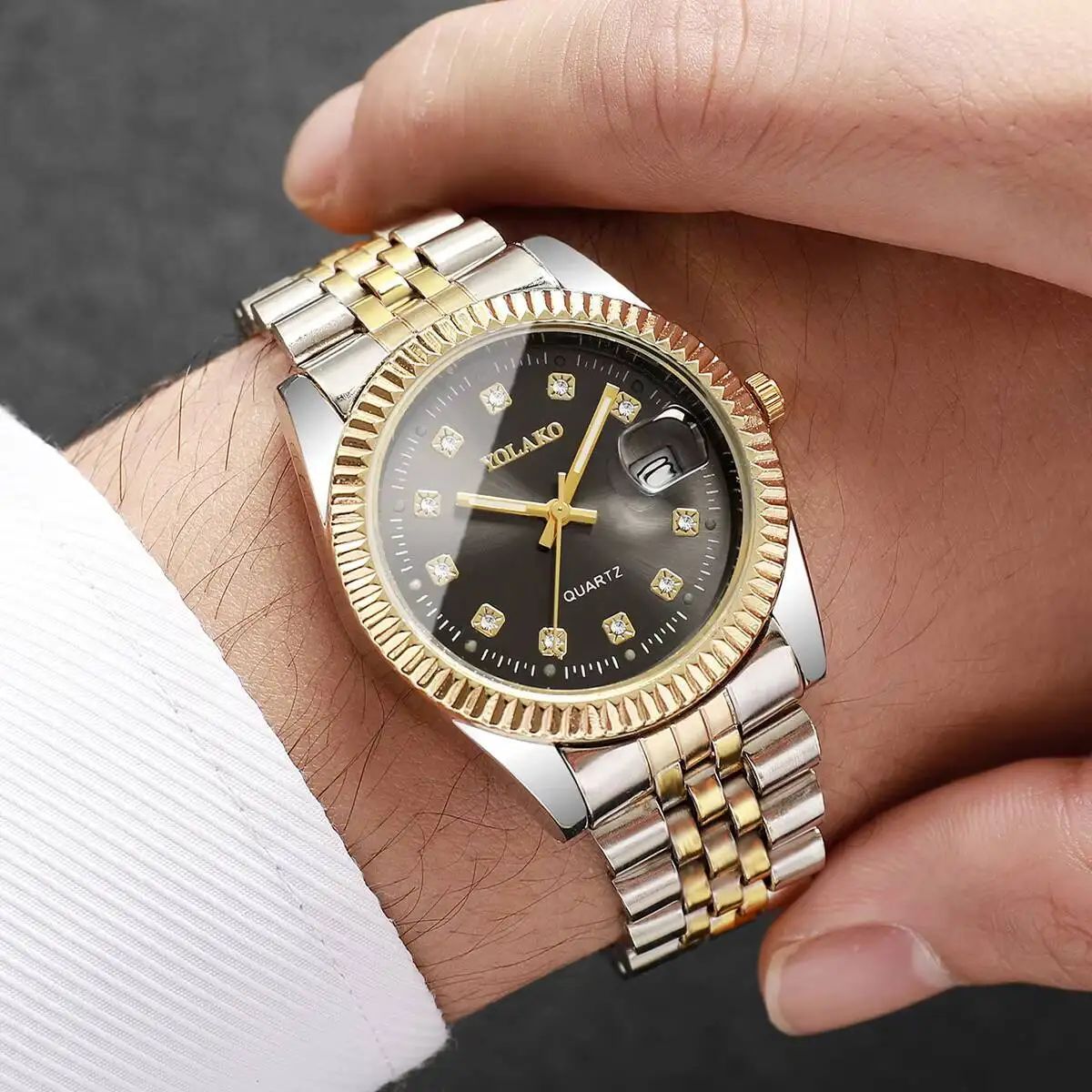 Rhinestone Men Business Watches Fashion Women Quartz Watch with Calendar Clock Gift（Without Box）