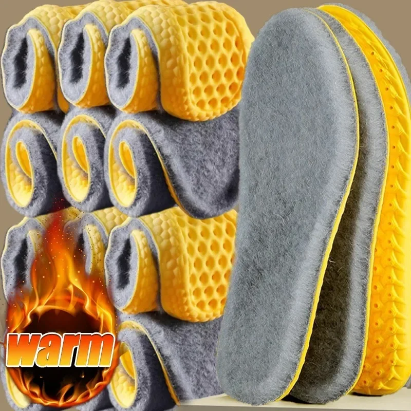 Self Heated Thermal Insoles for Feet Winter Warm Memory Foam Shoe Pads for Men Women Thickened Plush Elasticity Sports Shoe Pads
