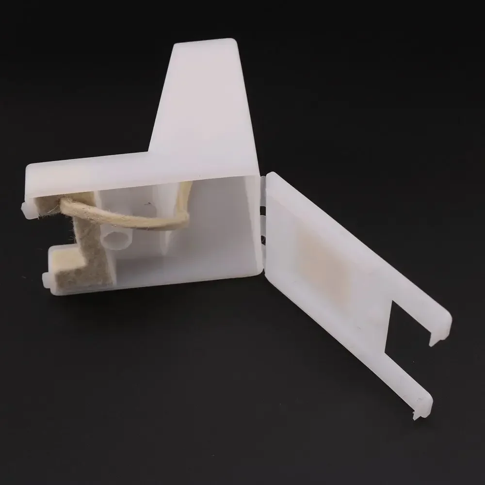 1pcs Elevator oil cup oil box Elevator guide rail lubrication Applicable to Schindle kettle 30mm guide rail thickne