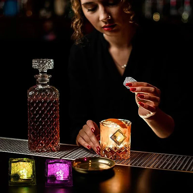 5/10pcs Led Ice Cube Waterproof Multicolor Flashing Glow in The Dark Ice Cube for Wedding Party Wine Bar Drinking Decoration