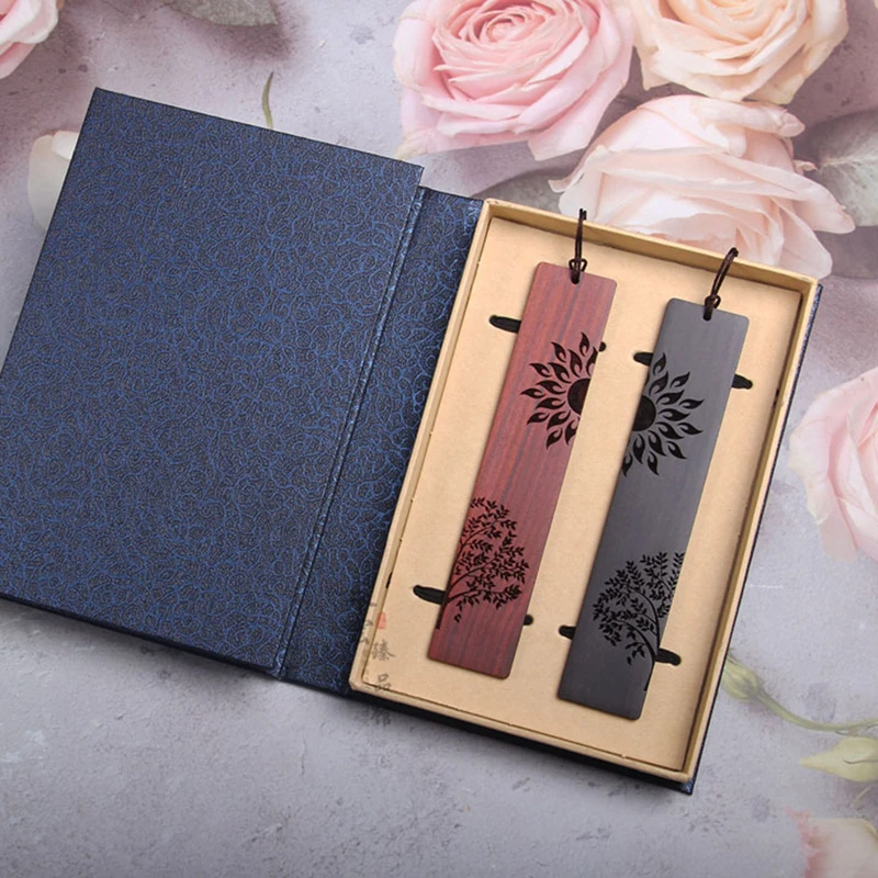 

2Pcs/Box Handmade Chinese Traditional Wooden Bookmark Reader Vintage Style Bookmark Retro Book Clip Gift Stationery Bookmark