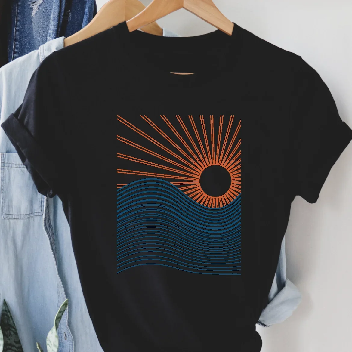 

Women's Fashion Cartoon Pattern T-Shirt 90s Women's Printed Art T-Shirt Round Neck Clothing Basic Short Sleeve Fashion Top.