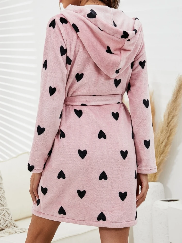 Winter Women's Flannel Pajamas Thickened Sleeping Robe Long Sleeve Loose Bathrobe Sweet Love Print Casual Home Clothing