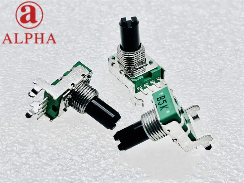 1pcs Single loop rotary potentiometer RK11 B5K B10K 4Pin The shaft length is 15mm rotary potentiometer adjustable resistor electronic components