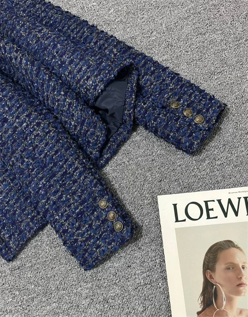 Рисунок 5 - Женский твидовый Блейзер темно-синего цвета