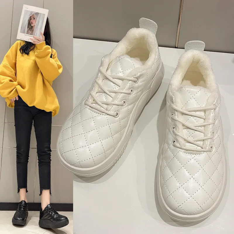 

Обувь на плоской подошве