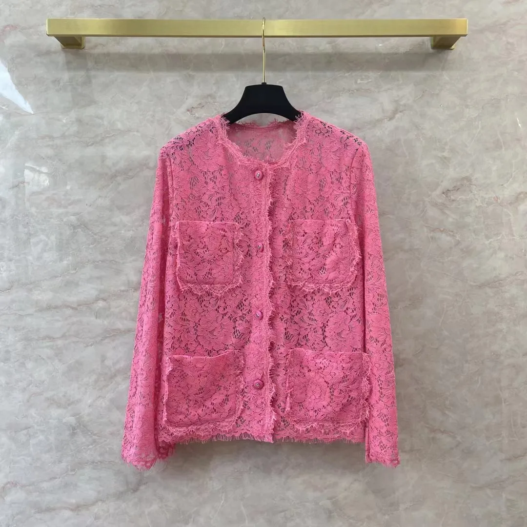 

2023 new fashion temperament leisure water soluble lace three-dimensional cut loose version of the top