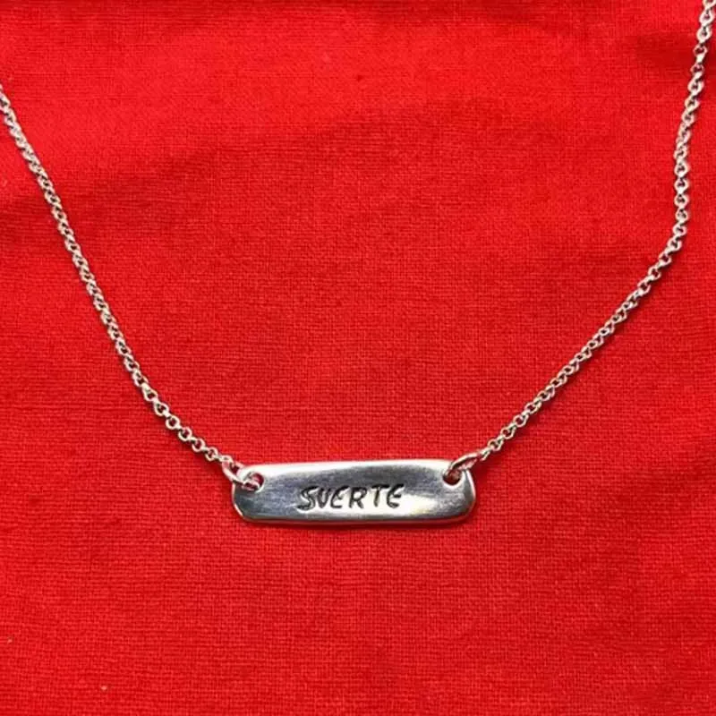 2024 Selling Exquisite High Quality UNO DE 50 Fashion Classic 925 Necklace Jewelry Romantic Holiday Gift 2
