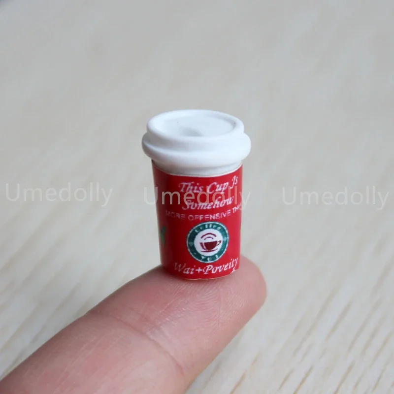 5PCS 1:6 Scale Miniature Dollhouse Mini Christmas Coffee Mugsd Mini Drinks for OB11 BJD Doll Accessories Toy