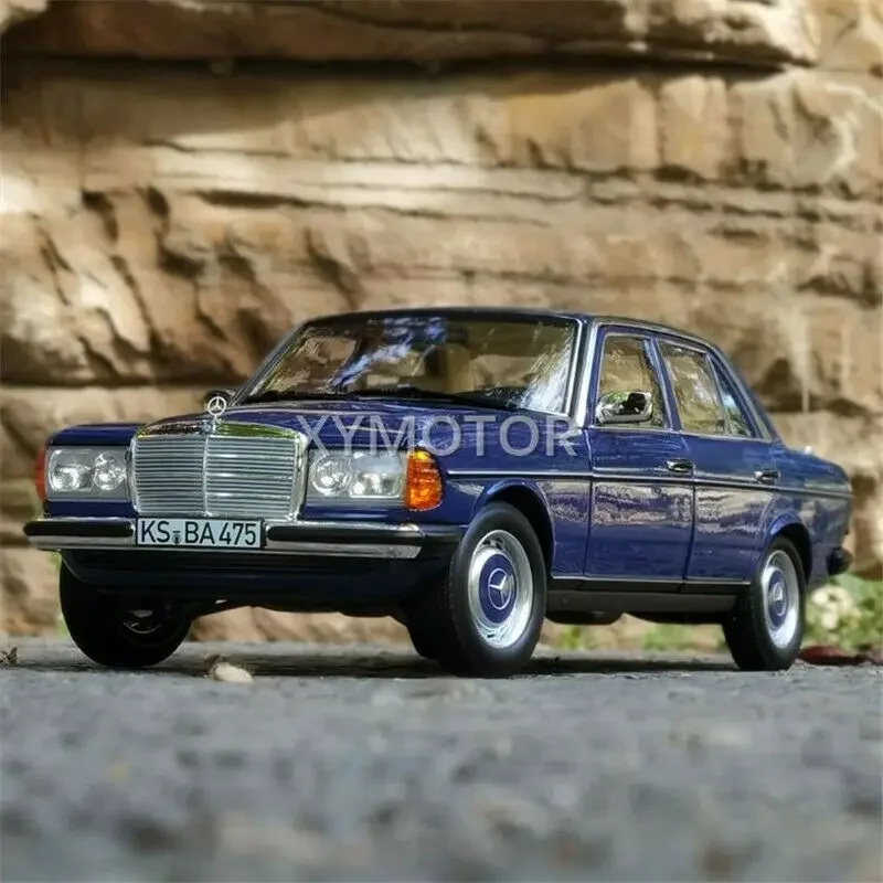 

Новинка 1/18, модель автомобиля NOREV для BENZ 200 1982, отлитый под давлением, игрушки, подарки, коллекция, Белый/Синий металл, пластик, резина, подарок, коллекционный дисплей