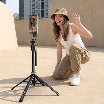 Ulanzi TT23M Magnetic Auto-Tracking Selfie Stick Tripod 360° Auto Tracking Travel Vlog Street Photography Indoor Shot Livestream