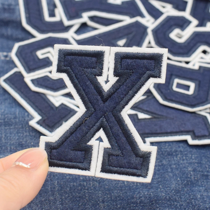 해군 파란색 문자 패치 Applique 알파벳 철 DIY 세공 의류 가방 신발 바느질 이름 패치 액세서리