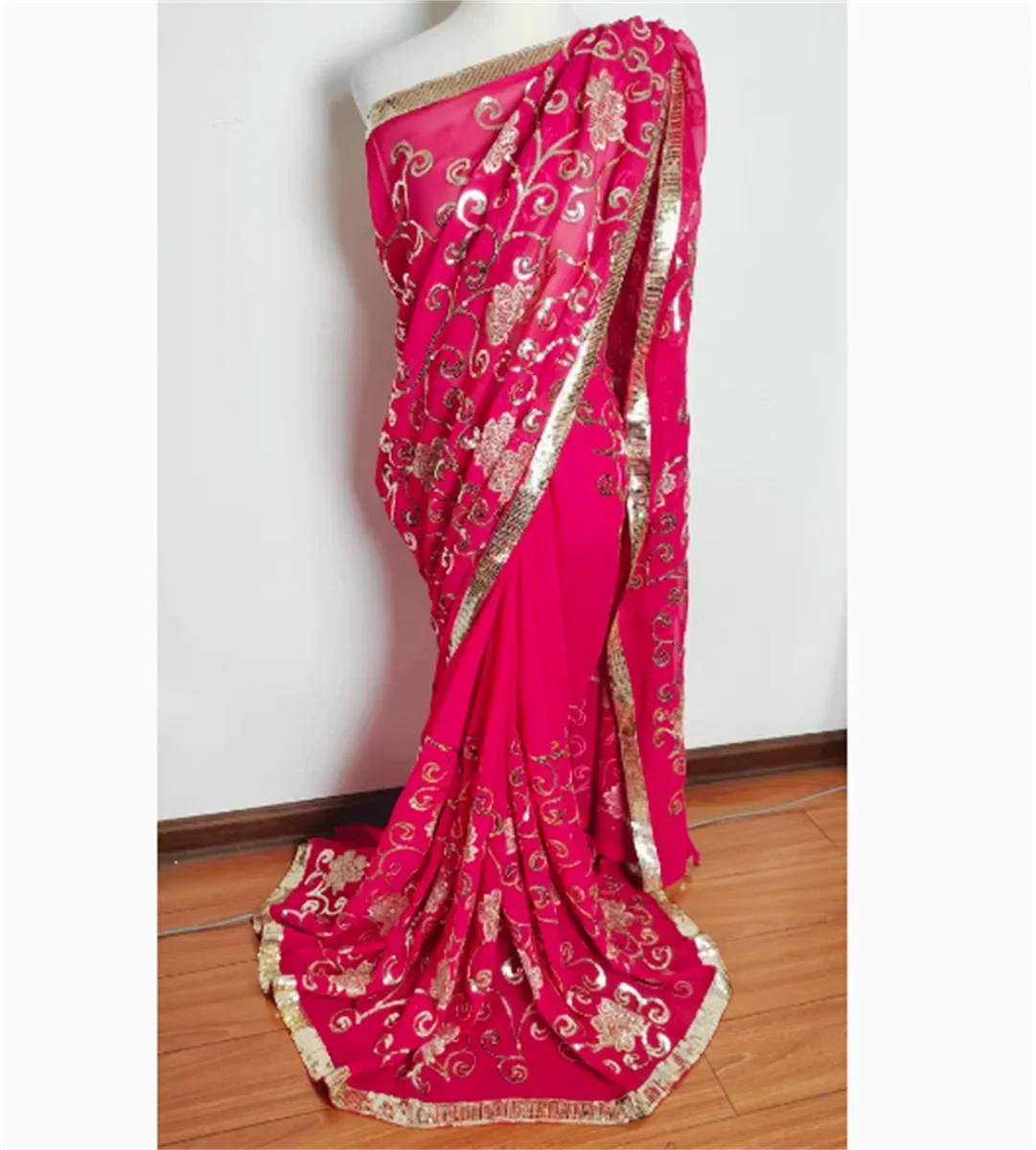 India Sari Nepal Thailand 6-meter Sari costume dress live broadcast featuring Sri Lanka's Grand Lengha