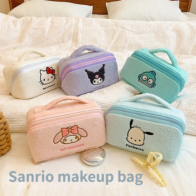 

Hello Kitty Macaron Color Sanrio Anime Cute Cartoon Kuromi My Melody Autumn and Winter Plush Handheld Makeup Bag Girls Gifts