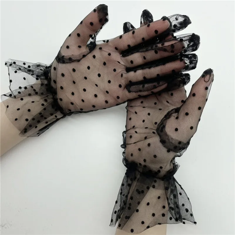 

New 1 Pair Grace Autumn Summer Women Short Tulle Elastic Gloves Lace Spots Lotus Leaf Flexible Full Finger Accessories