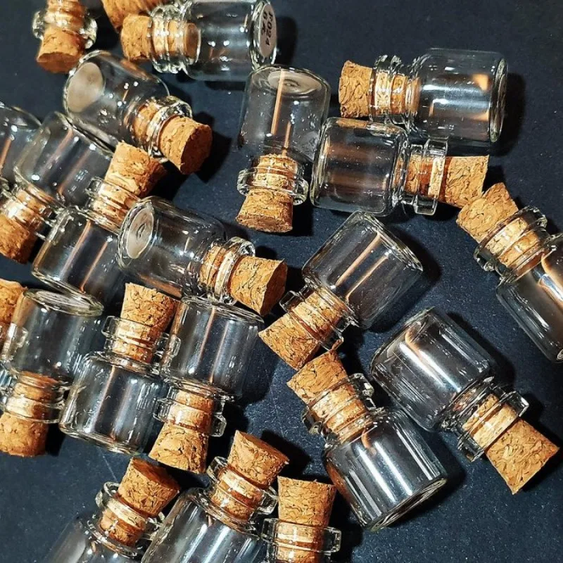Description Picture 3 of itemWholesale Mini Glass Bottles DIY Transparent Empty Message Wishing Bottle with Cork for Birthday Wedding Party Home Decor Favors