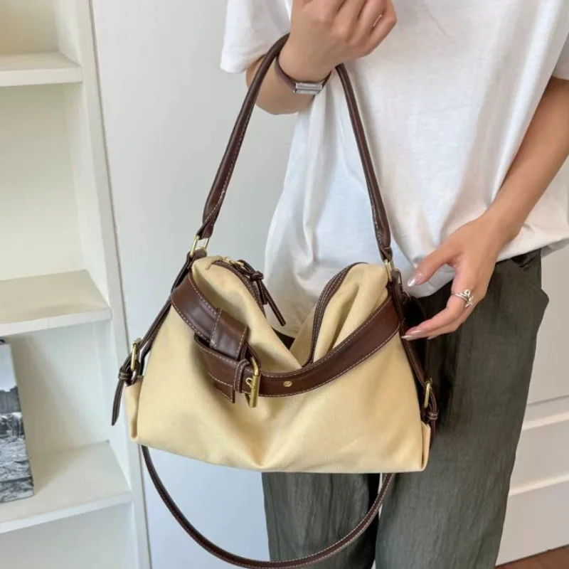 Borsa Tote Retrò Coreana in Pelle Scamosciata da Donna, Borsa a Spalla Y2K Trendy in PU con Fibbia Decorativa e Chiusura a Cerniera, Grande Capacità - immagine 2