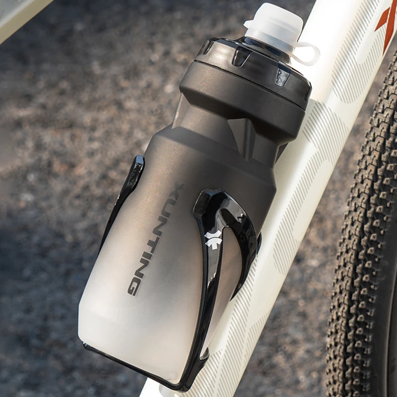 Xunting 710ml Cycling Water Bottle Mountain Road Bicycle Squeeze Cup Outdoor Sports Portable Water Cup Cycling Equipment water bottle bicycle water bottle sports bottle