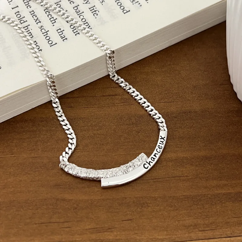 

Женское колье из серебра 925 пробы