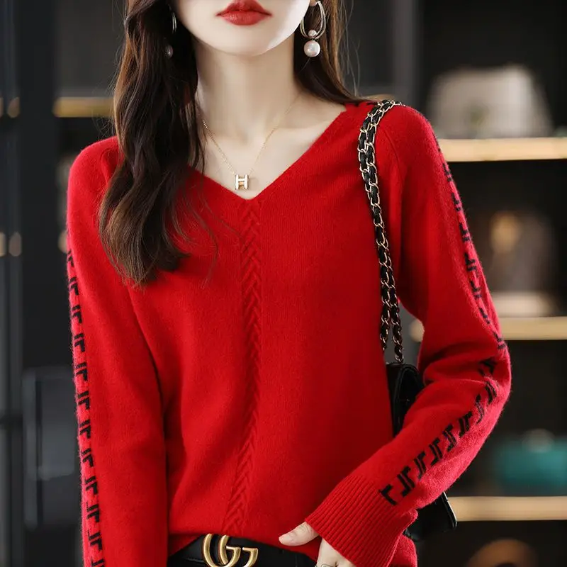 Fashion V-Neck Knitted Spliced Loose Korean Sweaters Women\'s Clothing 2022 Autumn New Casual Pullovers All-match Commute Tops