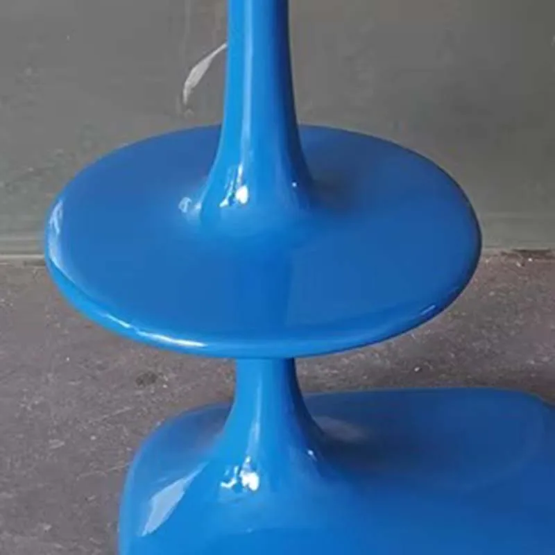 Рисунок 6 - Дизайнерские минималистичные барные стулья