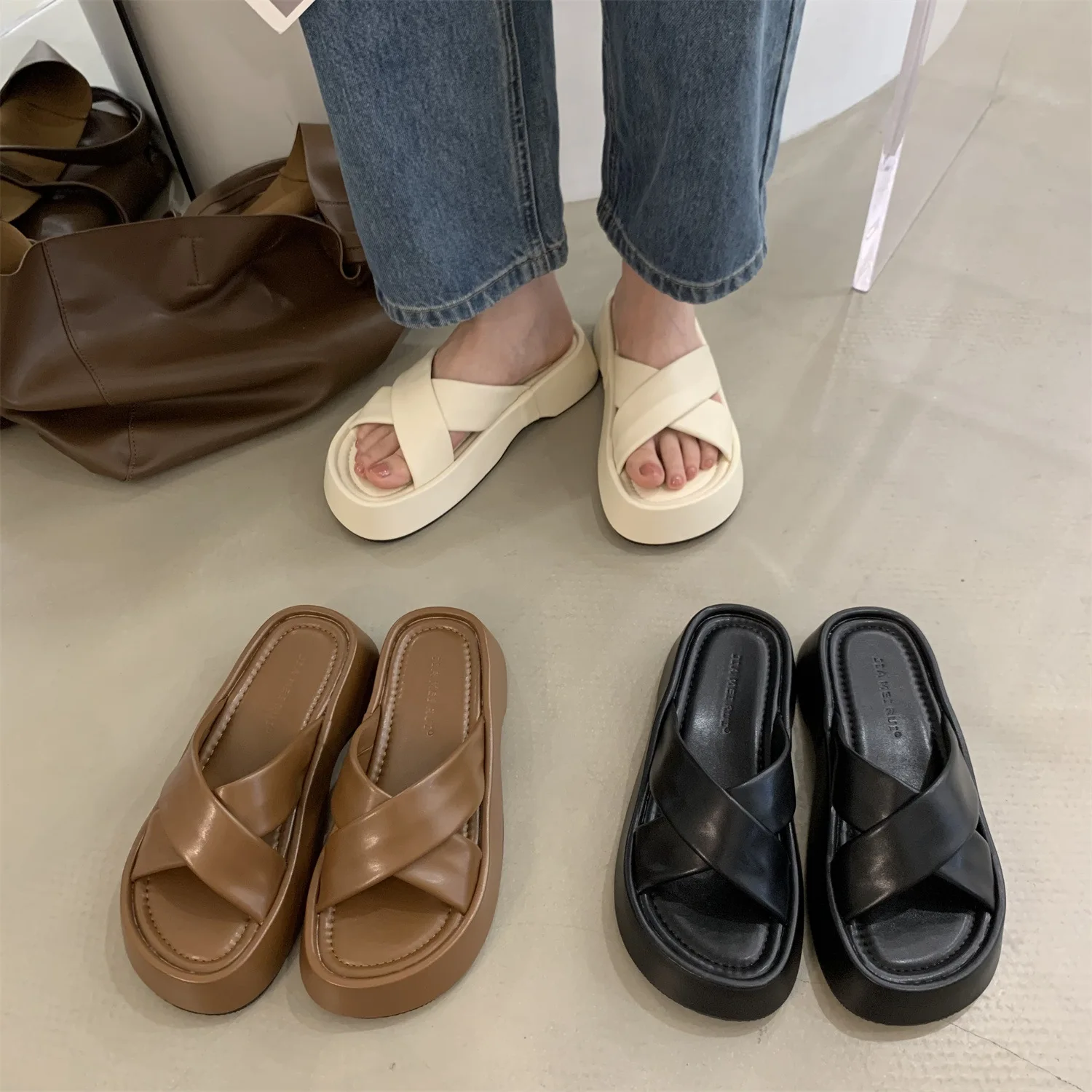2023 Summer Open Toe Women Slippers Fashion Ladies Casual Platform Flat Heel Outdoor Beach Slides Shoes Flip Flops